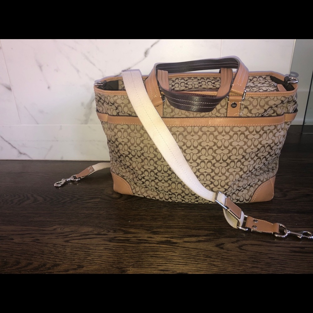 COACH NY TOTE/DIAPER BAG